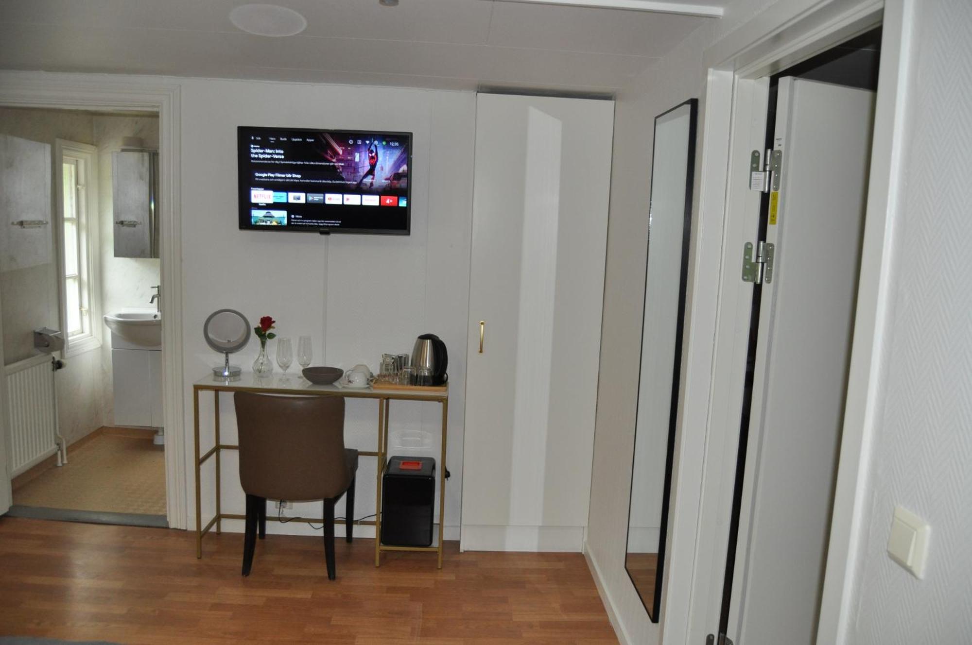 Langstorp 200 Gaesthem I Hoeoer Vaenster Ngoại thất bức ảnh